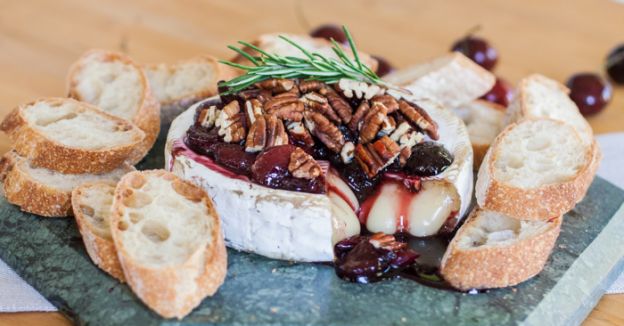 Baked Brie with honeyed cherries & toasted pecans