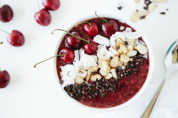 Cherry smoothie bowl