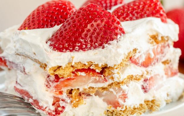 Strawberry Icebox Cake