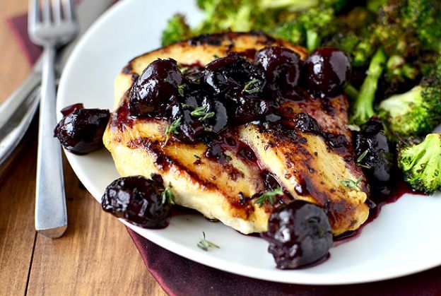 Chicken with cherry-wine pan sauce