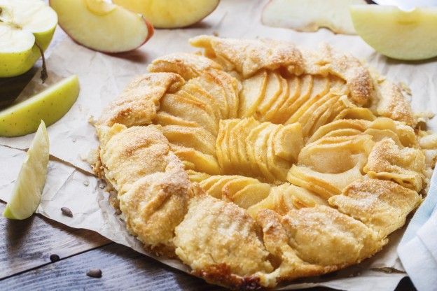 Rustic apple tart