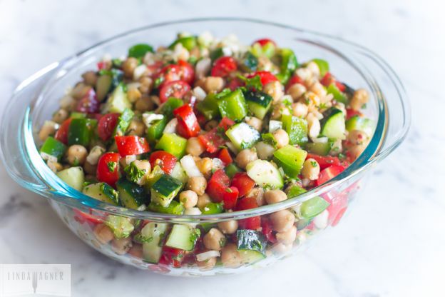 5-Minute Chopped Chickpea Salad
