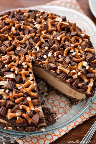Frozen Peanut Butter Pretzel Pie