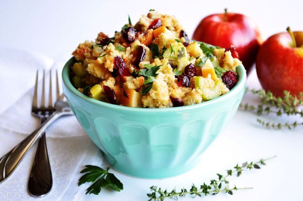 Crock Pot Cranberry and Apple Stuffing