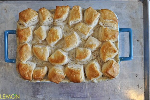 Biscuits and gravy casserole