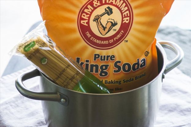 Turn Your SPaghetti Into Ramen With Baking Soda