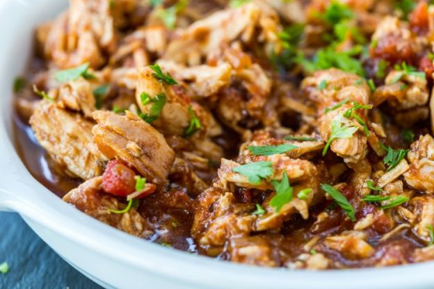 Crockpot 3 ingredient balsamic chicken
