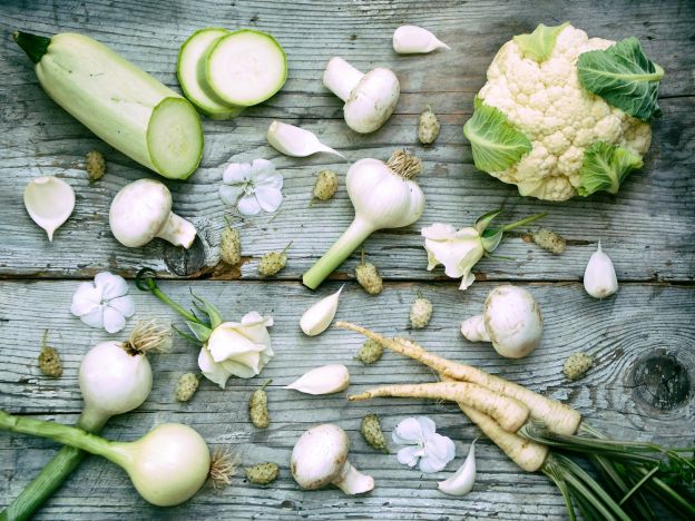 32) White Vegetables Are Less NUTRITIVE Than Dark-Colored Ones