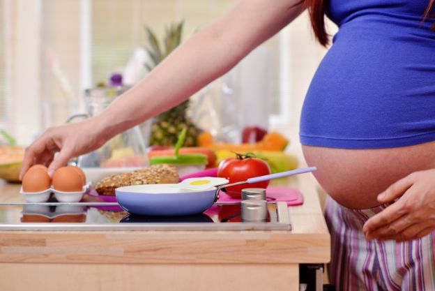 38) Pregnant Women Should Eat For Two