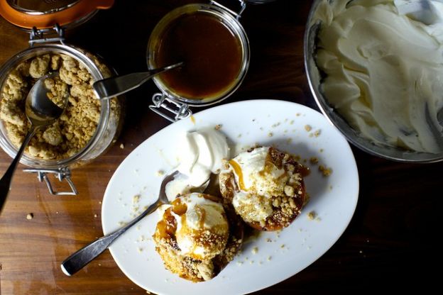 Grilled Peach Splits