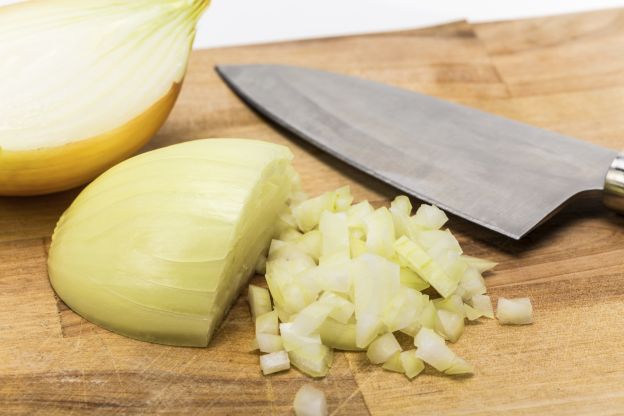 ESSENTIAL ONION TRICKS