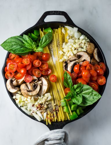 9. Stick To One-Pot, One-Pan Meals