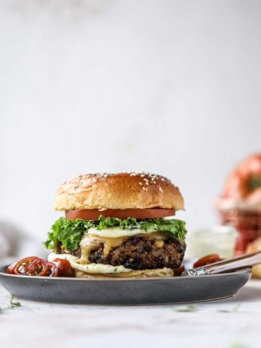Veggie Burgers with Garlic Herb Mayo