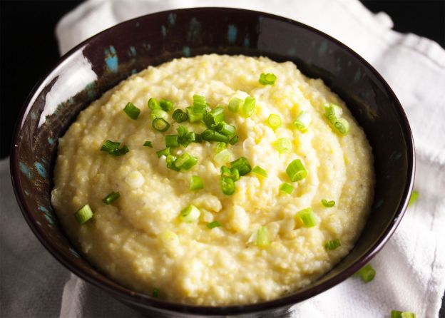 Slow cooker creamy polenta