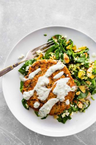 Lemon Herb Salmon Burgers