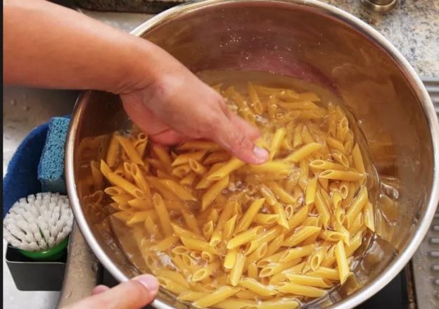 Don't wash your pasta!