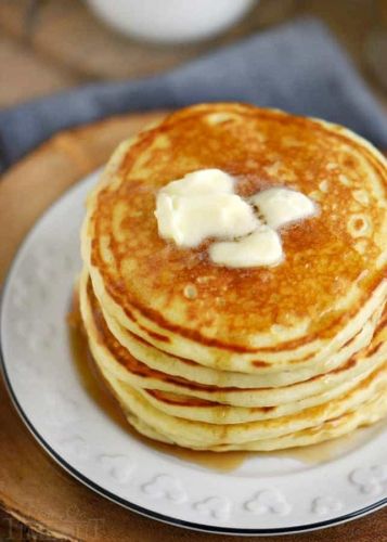 Fluffy buttermilk pancakes