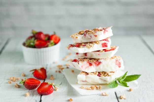 Strawberry Yogurt Bark