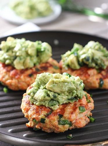 Grilled Salmon Burger With Avocado Salsa