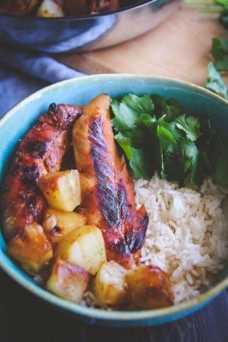 5 ingredient Hawaiian chicken and rice bowls