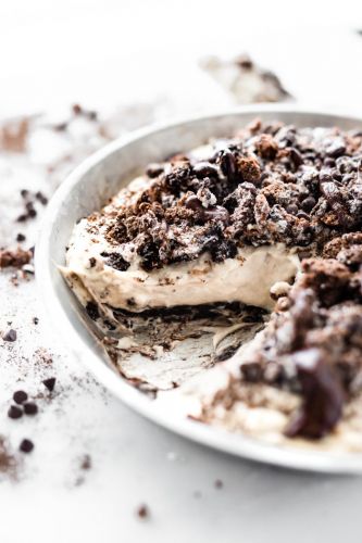 No Bake Dirt Pie