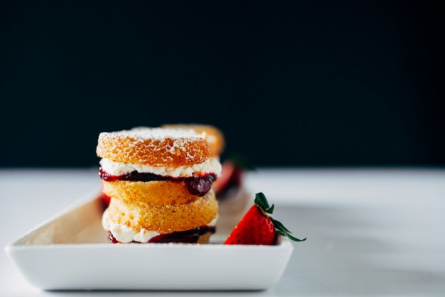 Mini Victoria Sponge Cakes with Orange Whipped Cream