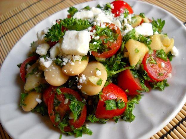 Mediterranean White Bean Salad