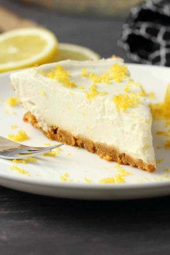 Vegan Lemon Pie with Ginger Cookie Crust