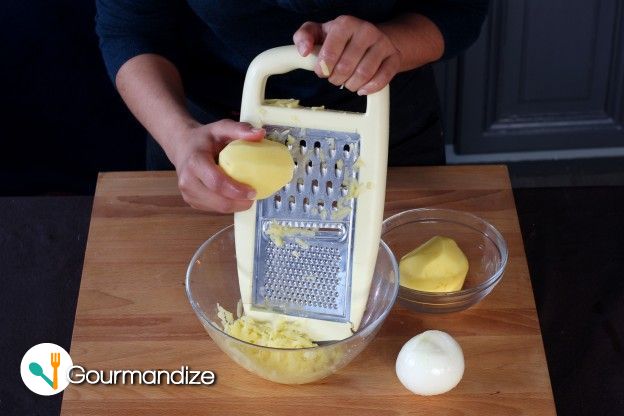 Grate the potatoes