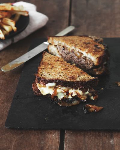 Patty Melt With Beer, Caramelized Onions And Cooper Sharp Cheese