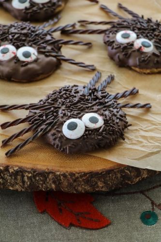 Hairy Spider Cookies