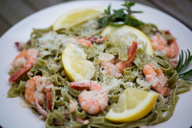 Lemony shrimp pasta