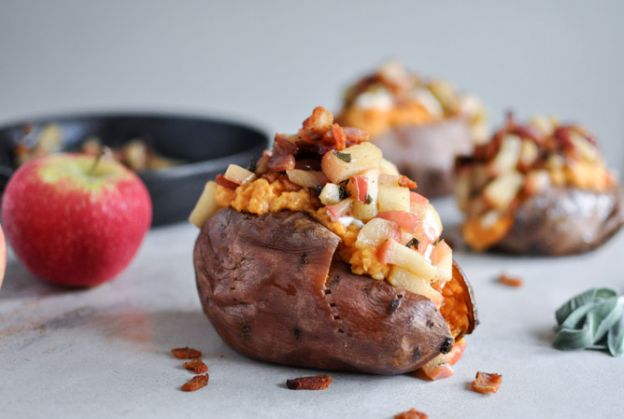 apple bacon stuffed sweet potatoes