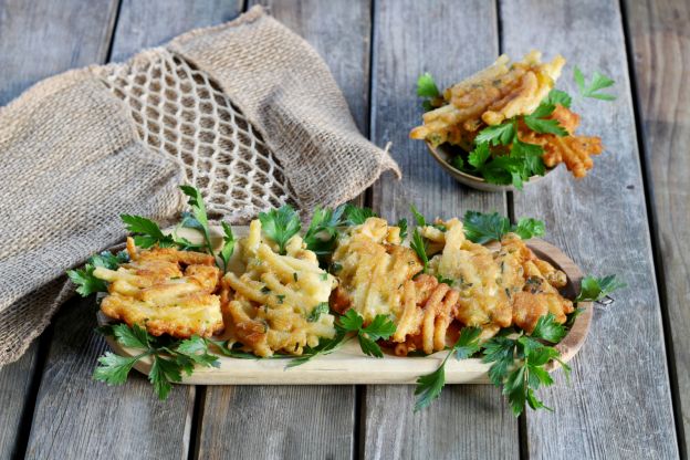 Mac and Cheese Chicken Fritters