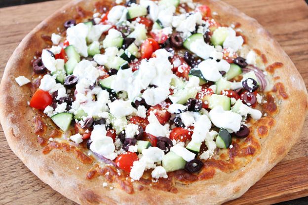 Greek pizza