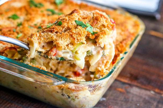 Classic Tuna Noodle Casserole