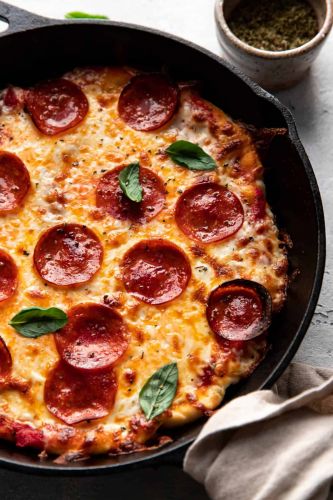The Best Cast Iron Skillet Pizza