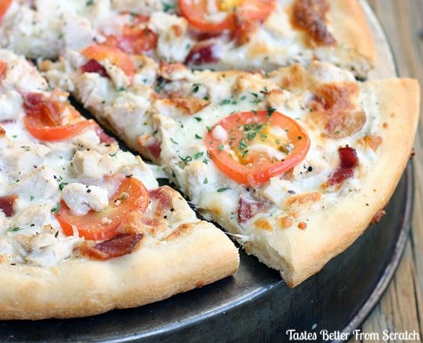 Garlic ranch chicken pizza