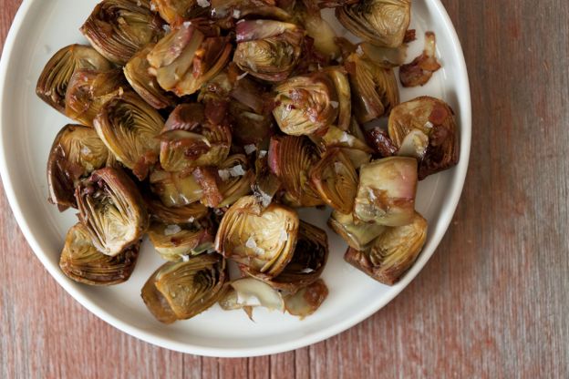 Baby Artichokes with Garlic and Pancetta