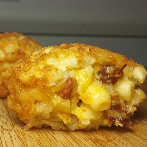 Bacon mac stuffed tater tots