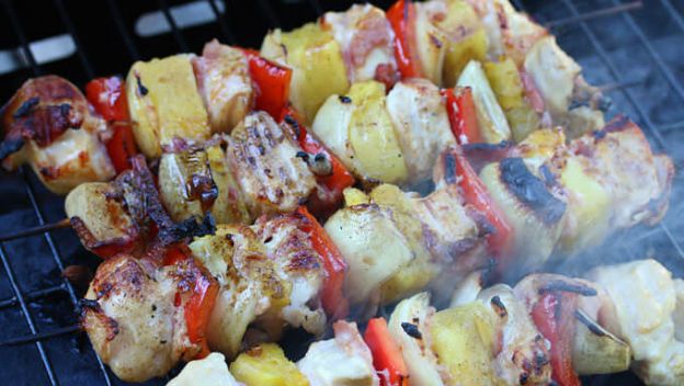 Bacon Pineapple Chicken Kabobs with Hawaiian Sauce