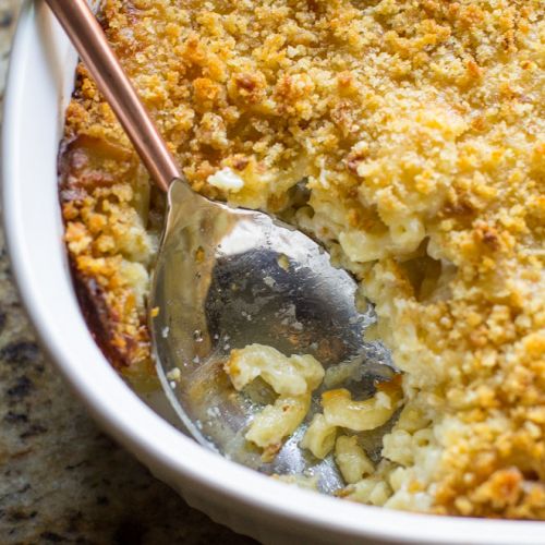 Baked Macaroni and Cheese with Garlic Butter Crumbs