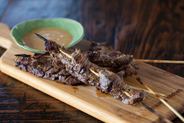 BEEF SATAY SKEWERS WITH HABANERO PEANUT SAUCE