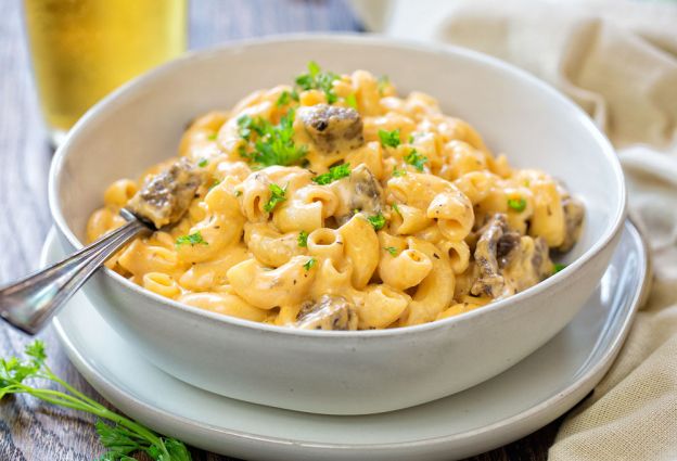 Beer Mac and Cheese with Steak Bites