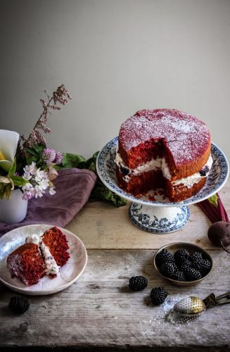 Lily Vanillis beetroot cake