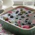 Soak Berries in Water and Vinegar Before Storing