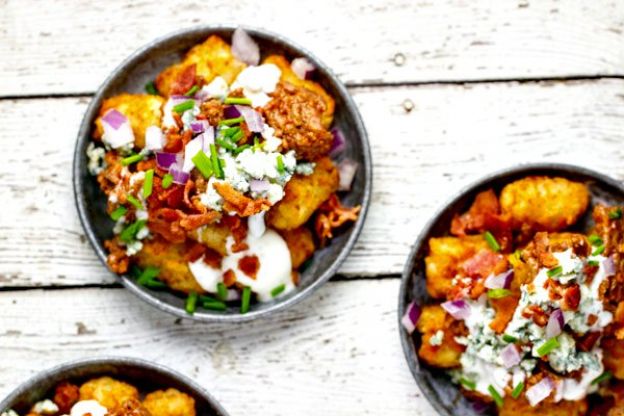 Blue cheese burger totchos