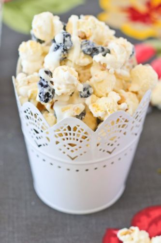 Blueberries and cream popcorn