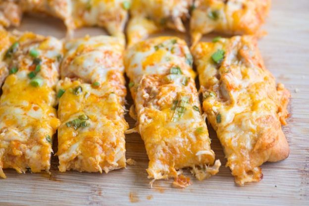 Buffalo chicken pizza sticks