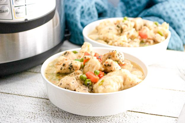 Instant Pot Chicken & Dumplings